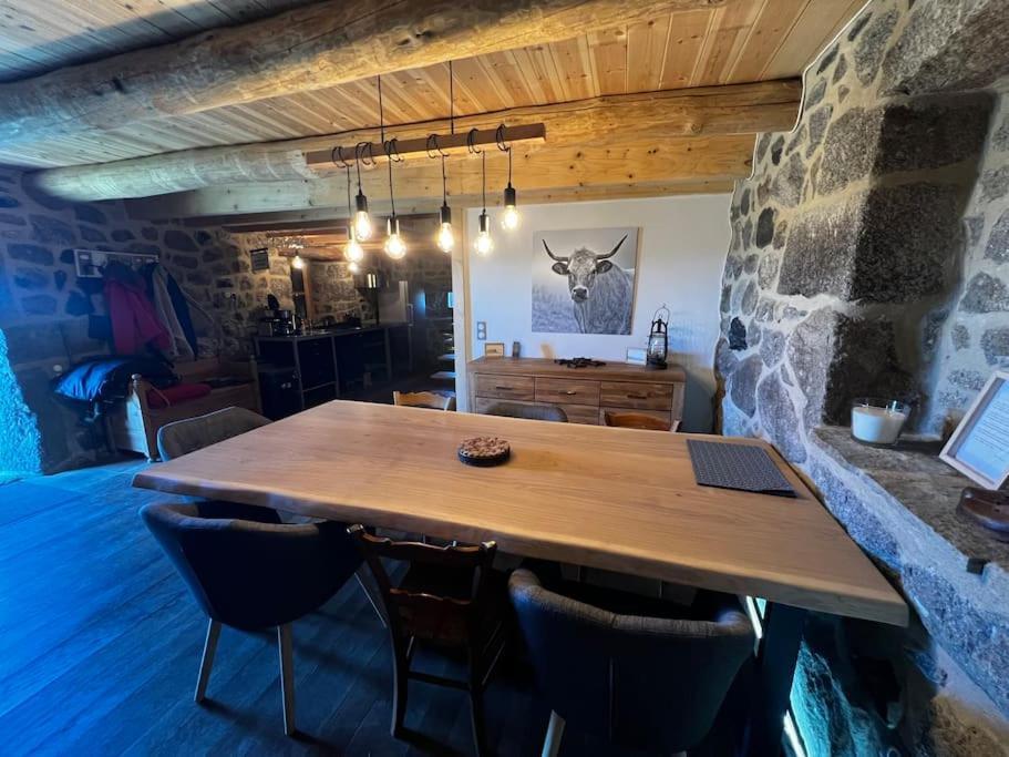 Вілла Buron Coeur D'Aubrac Marchastel  Екстер'єр фото